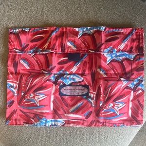 Vineyard Vines Beach/Pool pouch